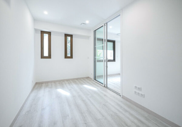 LE CASTEL - GRANDS BUREAUX RÉNOVÉS