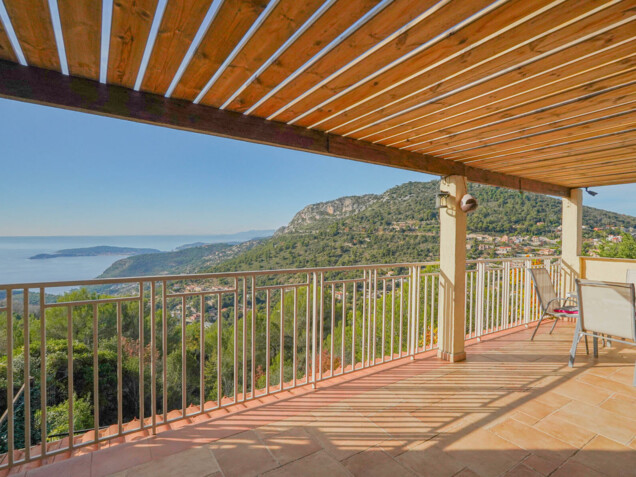 LA TURBIE - ДОМ - ВИД НА МОРЕ