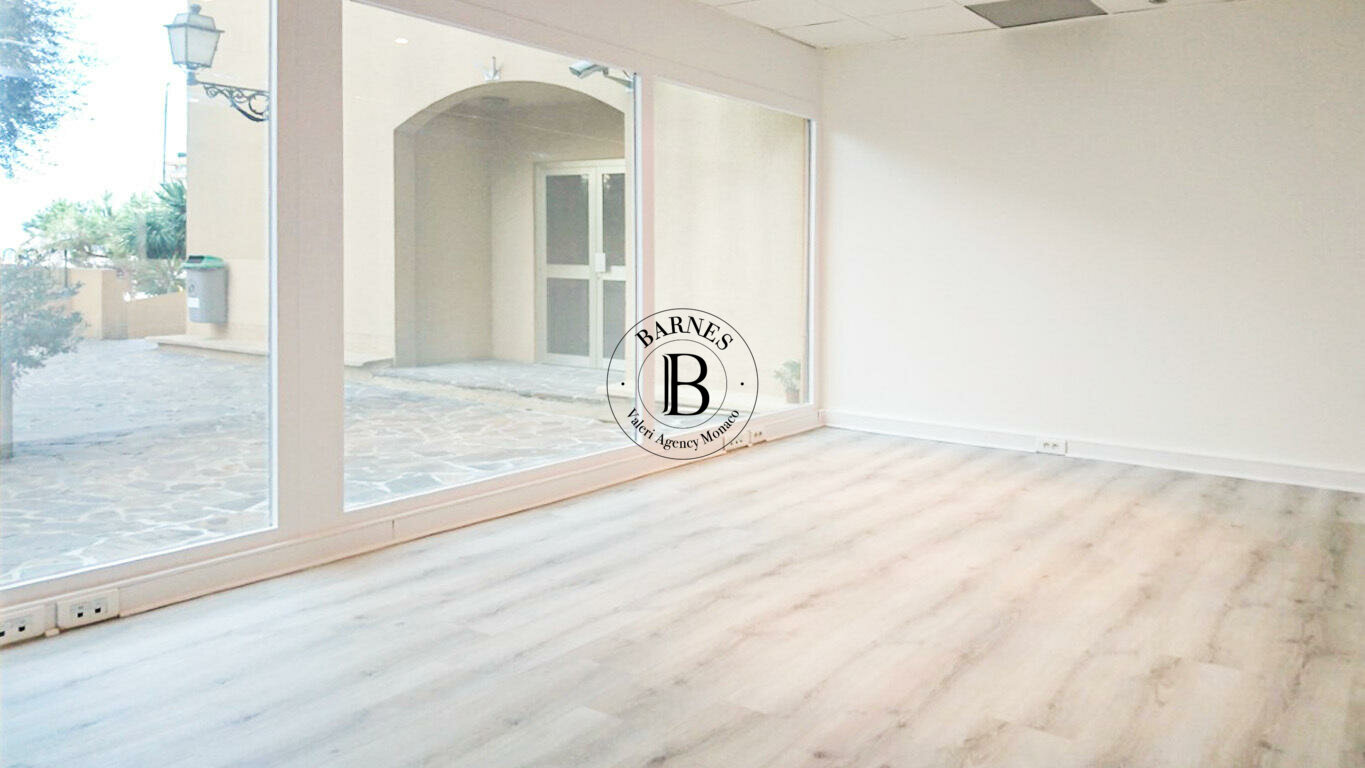 FONTVIEILLE PORT - OPEN SPACE OFFICE - 2/5