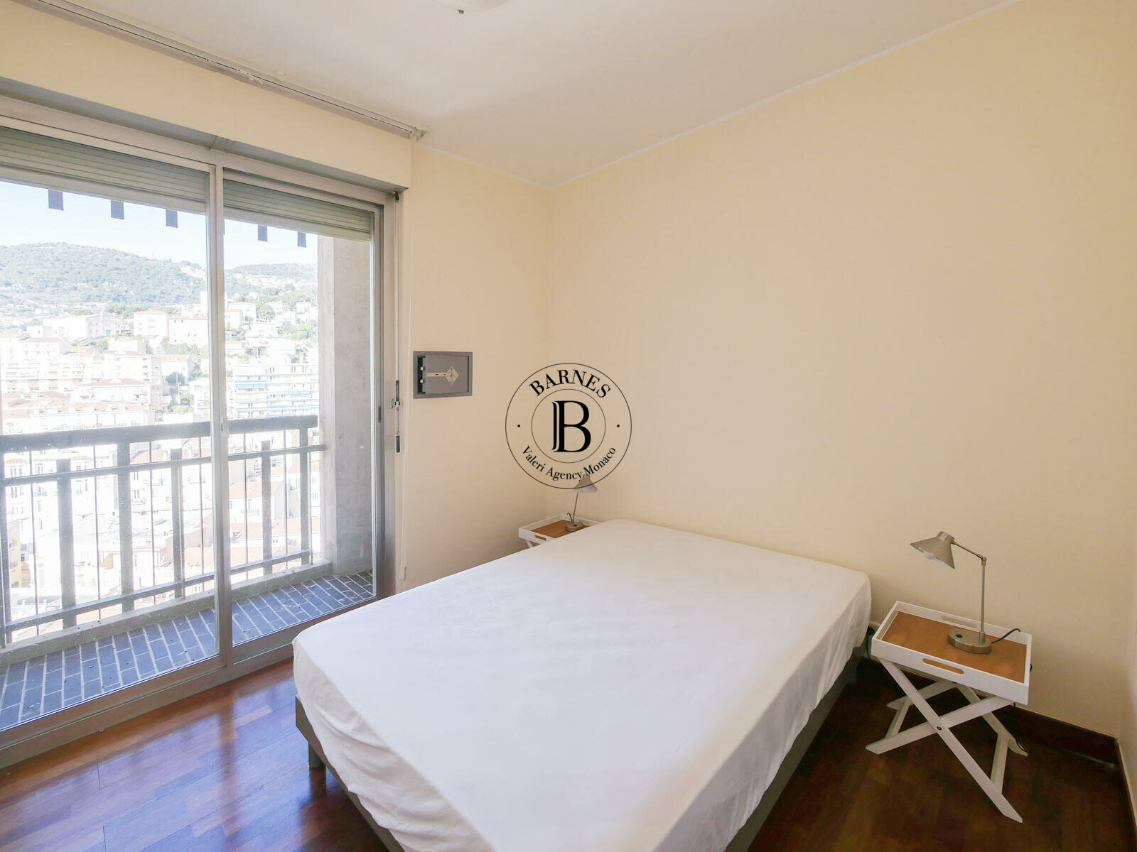 MILLEFIORI - BILOCALE - VISTA MARE - 4/8