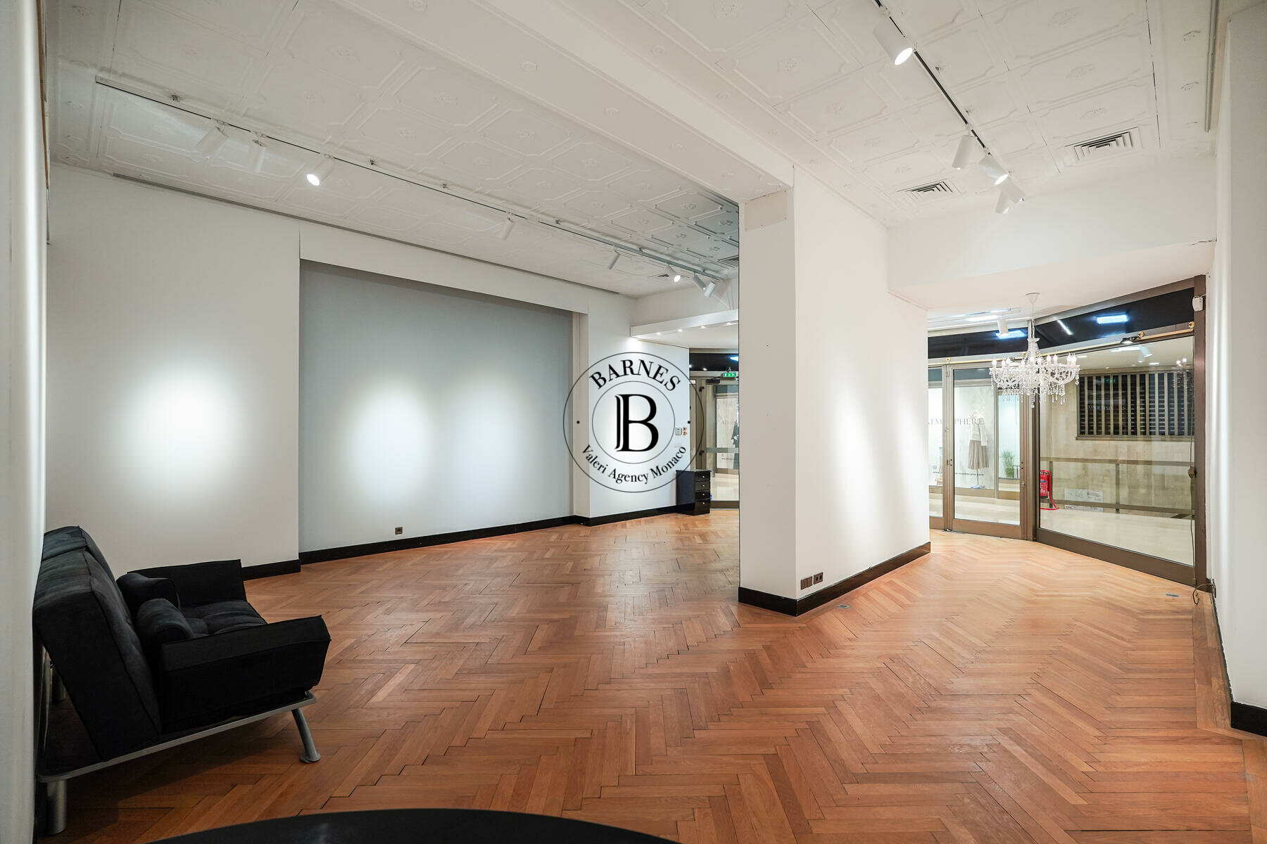 Продажа Park Palace Commercial premise /  - 2/12