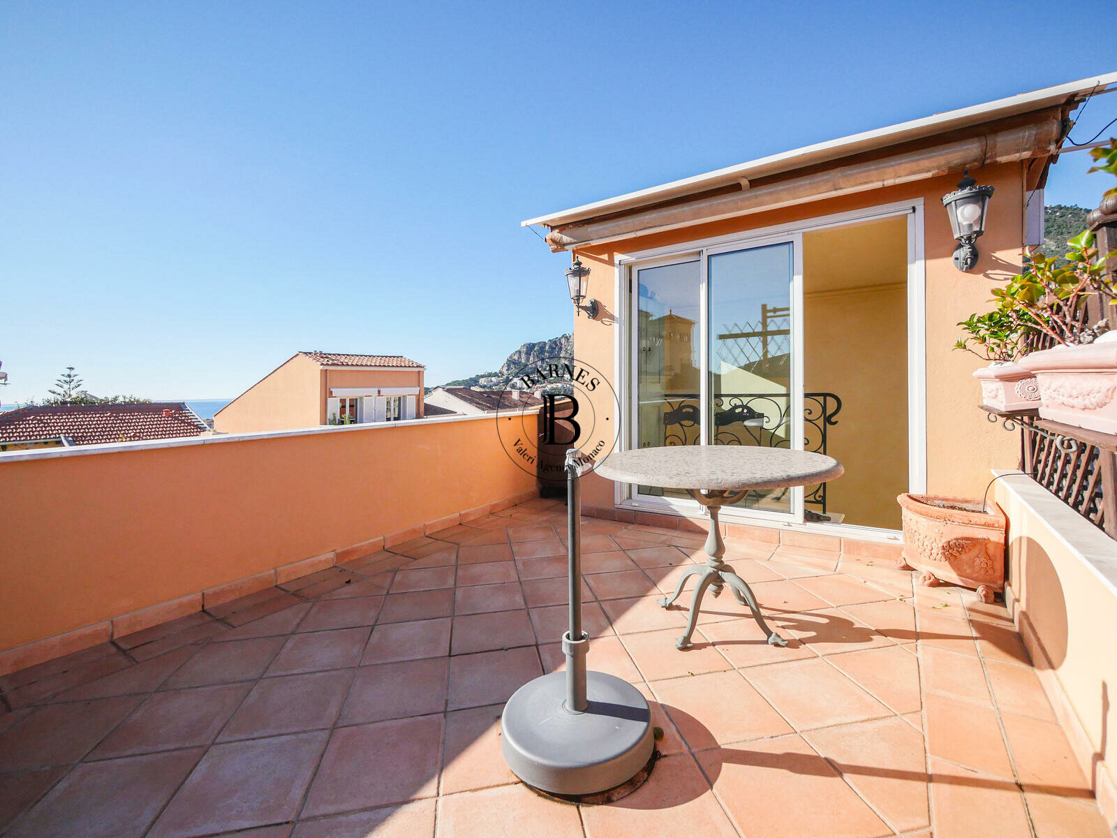 MONACO-VILLE - ТРИПЛЕКС С ТЕРРАСОЙ - СВОБОДНЫЙ ОТ ПРАВА - 4/20