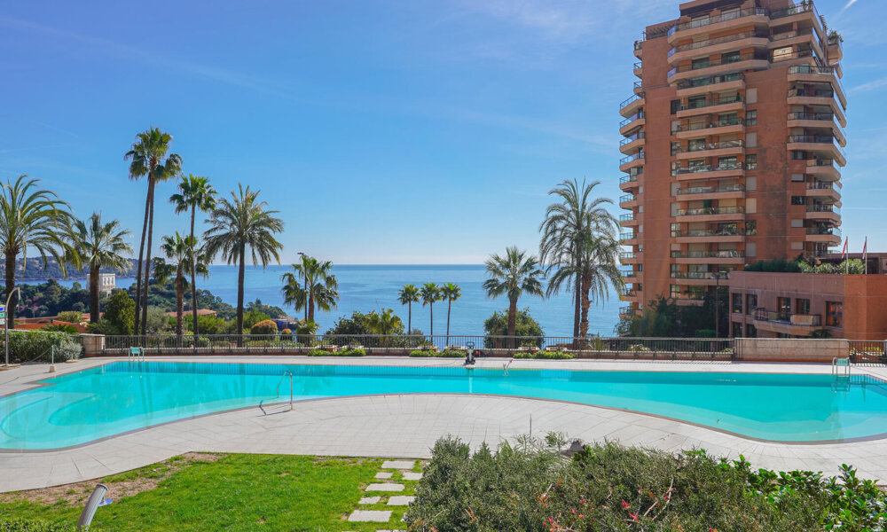 ПАРК СЕН-РОМАН — 2 КОМНАТЫ, ОТРЕСТАВРИРОВАННЫЙ ВИД НА МОРЕ